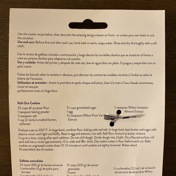 Wilton 3-D Pumpkin Squash Gourd Cookie Cutter Set with Recipe on Back - Picture 5 of 6